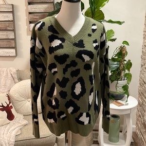 Leopard Print VNeck Sweater